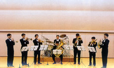 �����j���[�u���X�A���T���u��