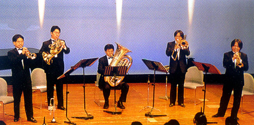 �u���X�o���h