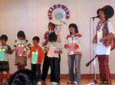 �w���ƃX�e�[�W�ŉ��t