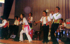 ���e���o���h�X�e�[�W