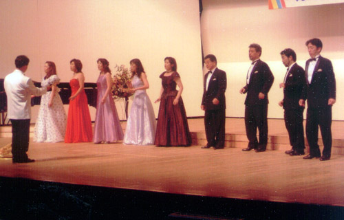 ���H�[�J���E�A���T���u���X�e�[�W